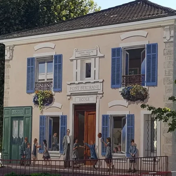 Villeneuve-Loubet, l'école Font-Bertrane